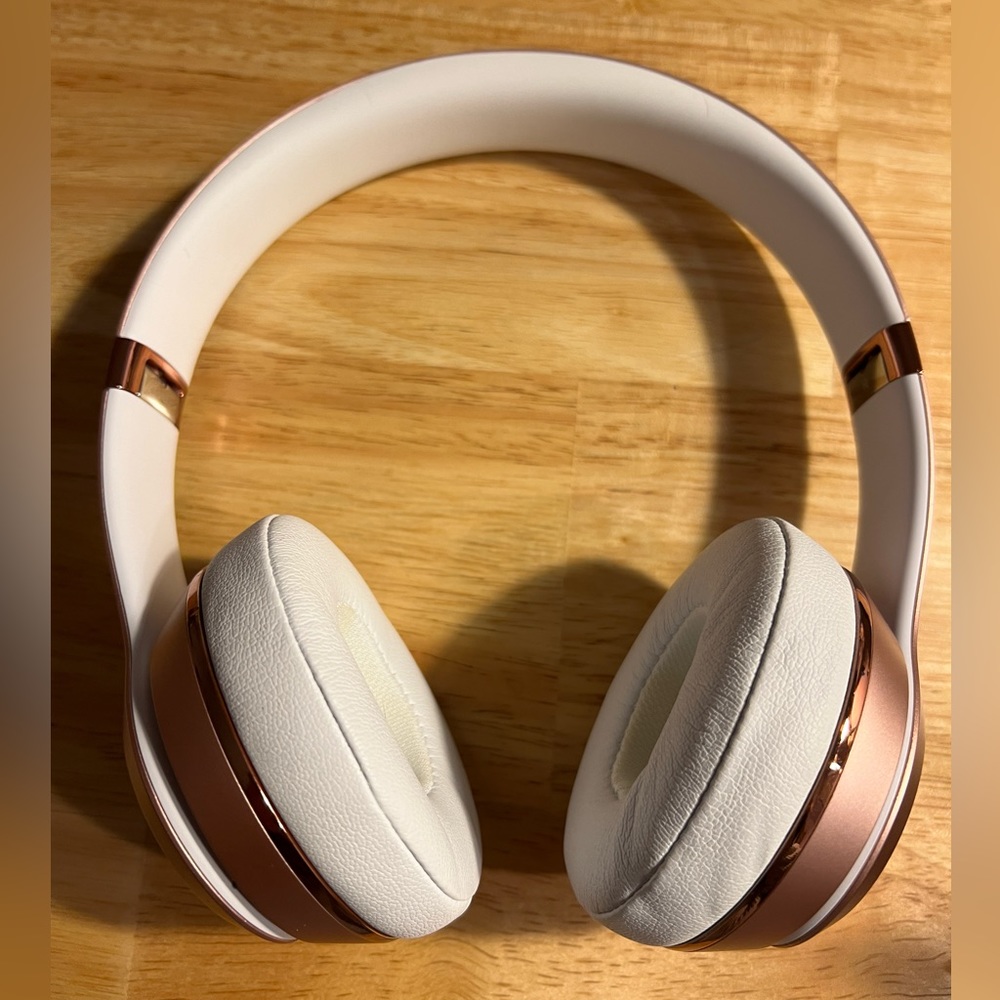 Rose gold solo 3 beats headphones
